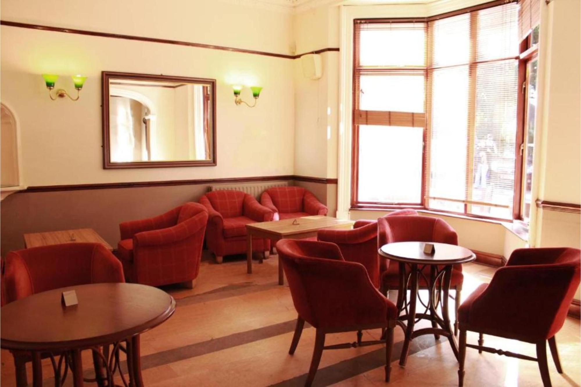 Oyo Blaby Westfield Hotel Лестер Экстерьер фото