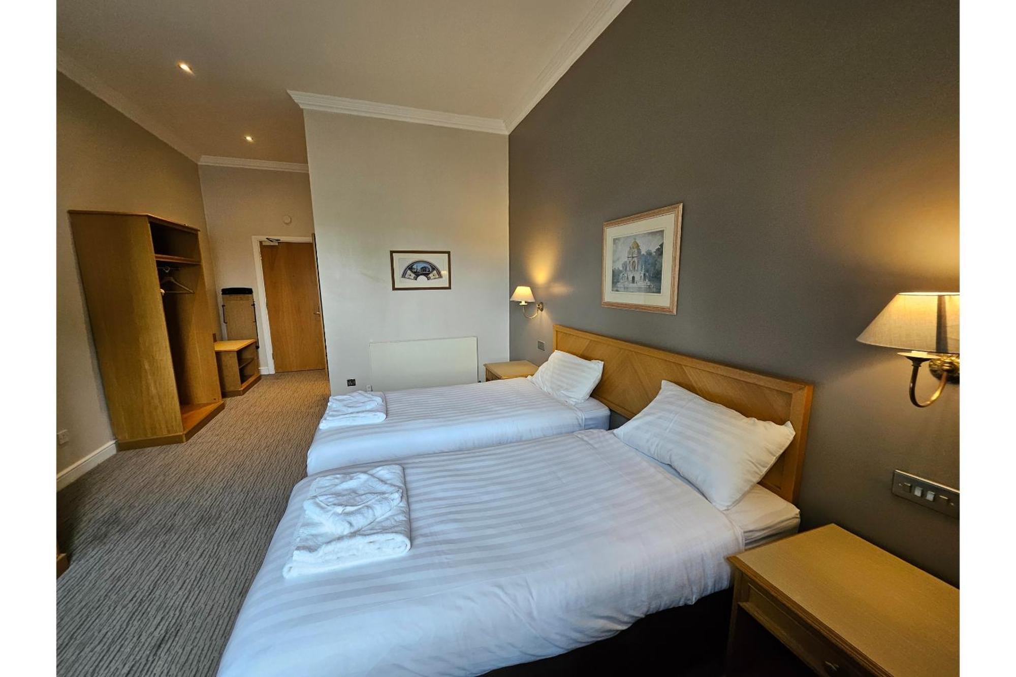 Oyo Blaby Westfield Hotel Лестер Экстерьер фото