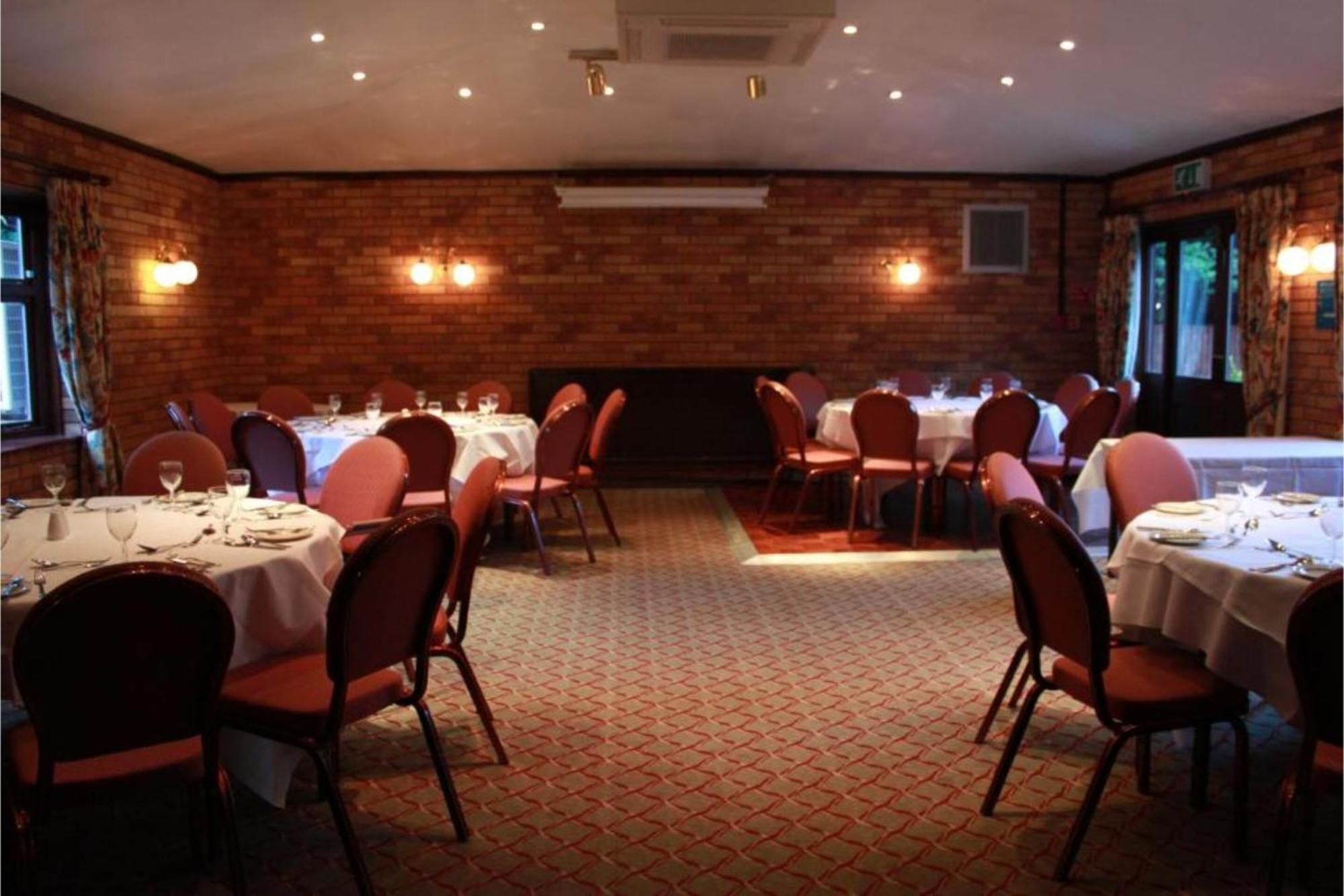 Oyo Blaby Westfield Hotel Лестер Экстерьер фото